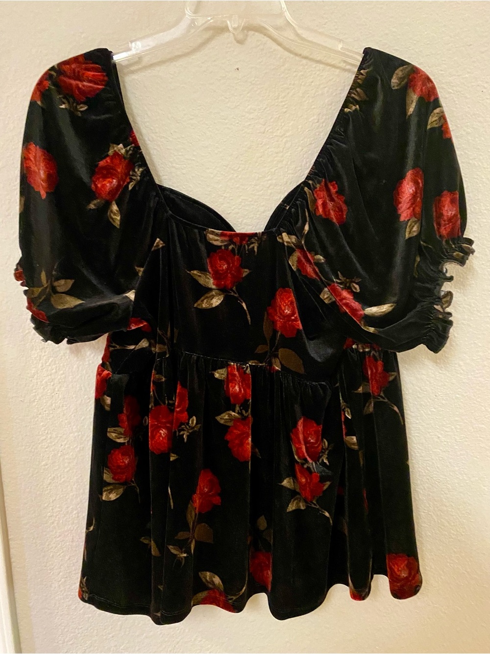 Torrid Velour V-Wire Puff Sleeved Babydoll Top - Size 1X - NWT! - Picture 6 of 9